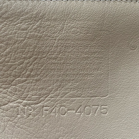 Vintage Coach Ivory Bucket Bag - Picture 2 of 2